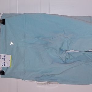 Old Navy go dry active leggings